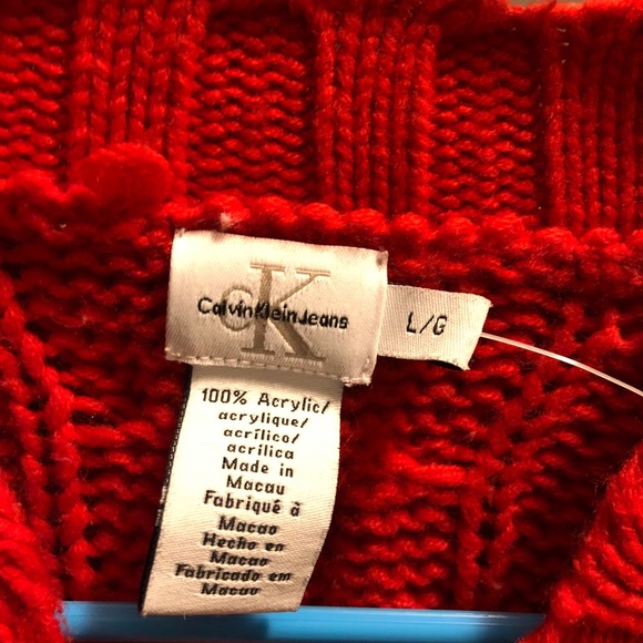 Sweater - Picture 3 of 4